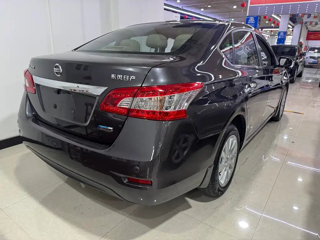 Nissan Sylphy — миниатюра 8