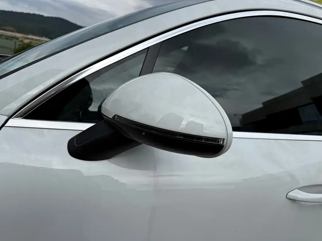 Porsche Macan — миниатюра 15