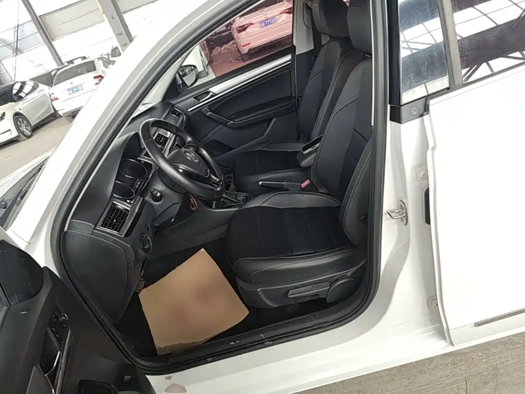 Volkswagen Bora — миниатюра 15