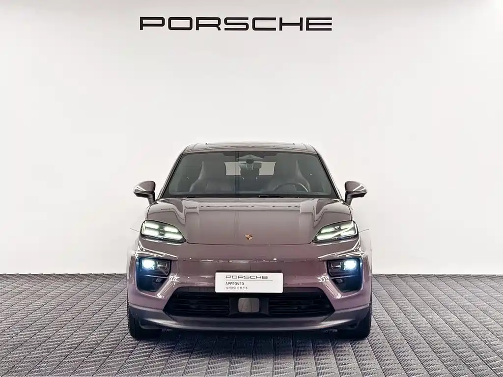 Porsche Macan EV — миниатюра 2