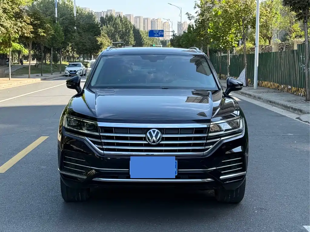Volkswagen Touareg — миниатюра 2
