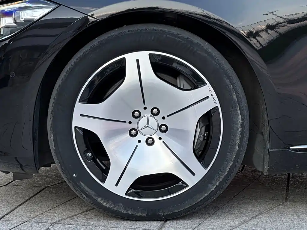 Mercedes-Benz S-Class — миниатюра 8
