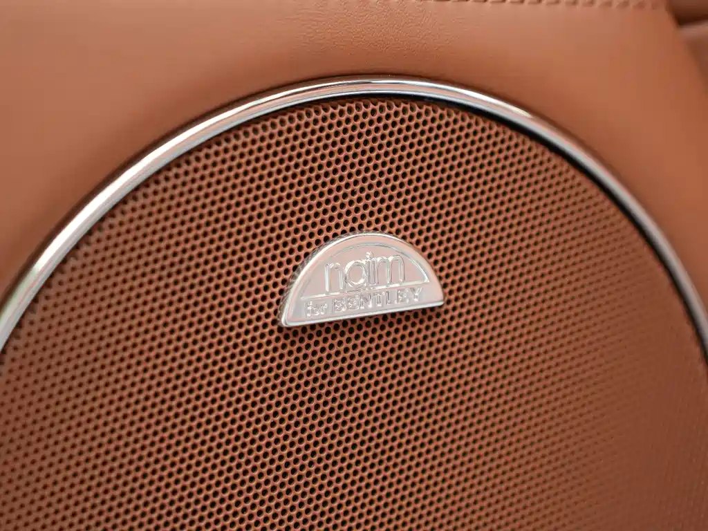 Bentley Flying Spur — миниатюра 6