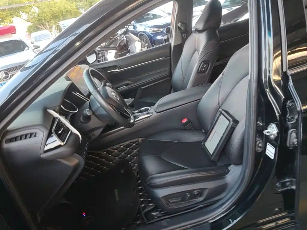 Toyota Camry — миниатюра 15