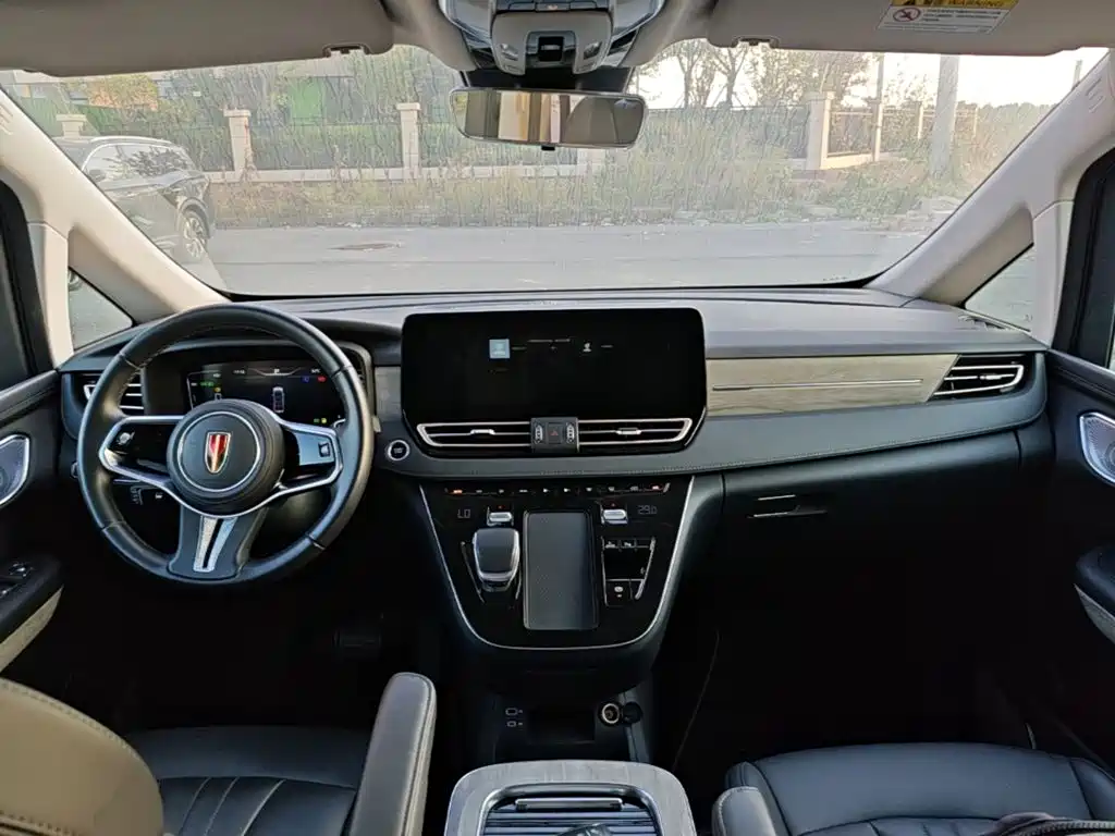 Hongqi Hongqi HQ9 PHEV — миниатюра 10