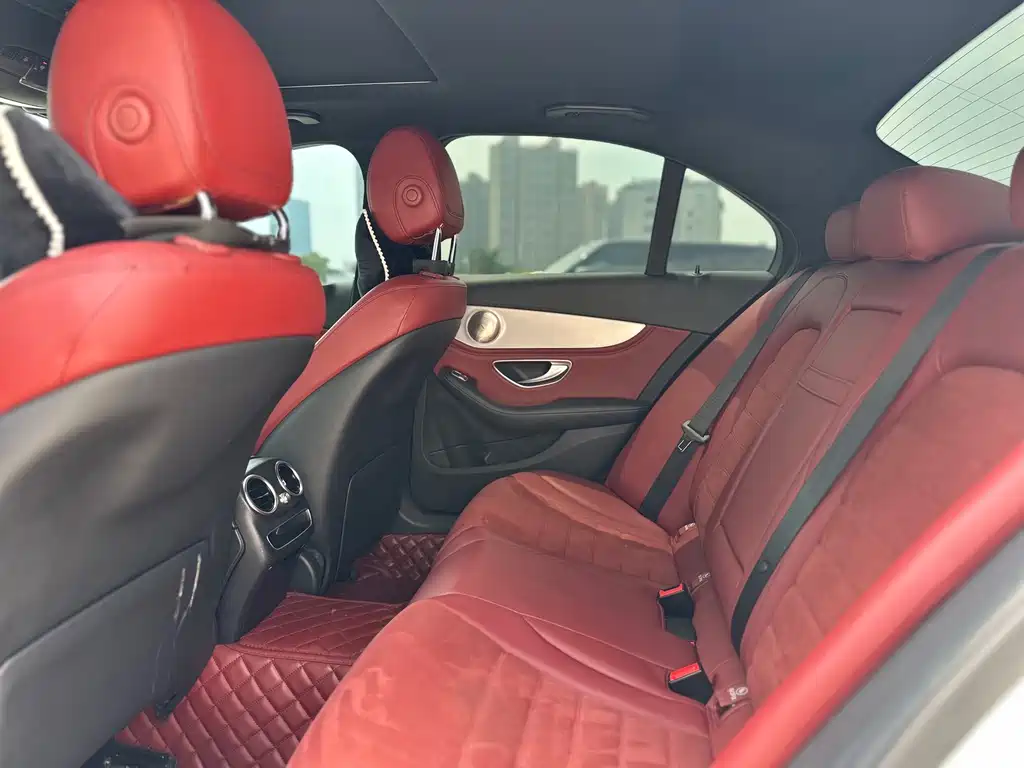 Mercedes-Benz C-Class — миниатюра 8