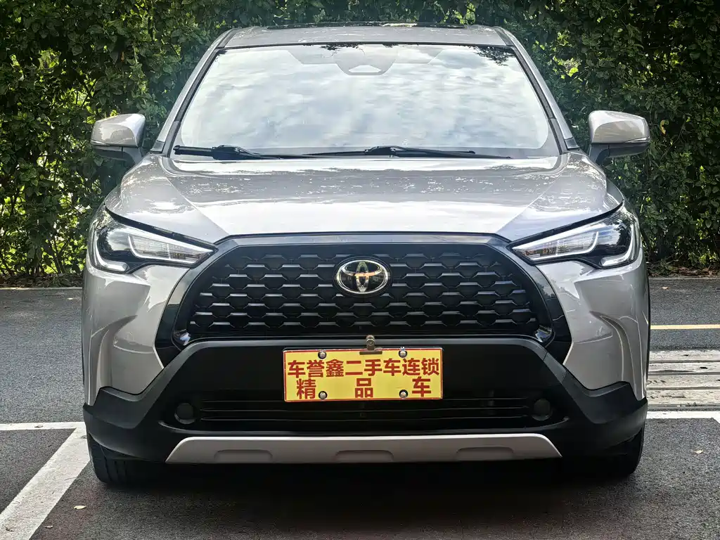 Toyota Corolla Cross — миниатюра 2
