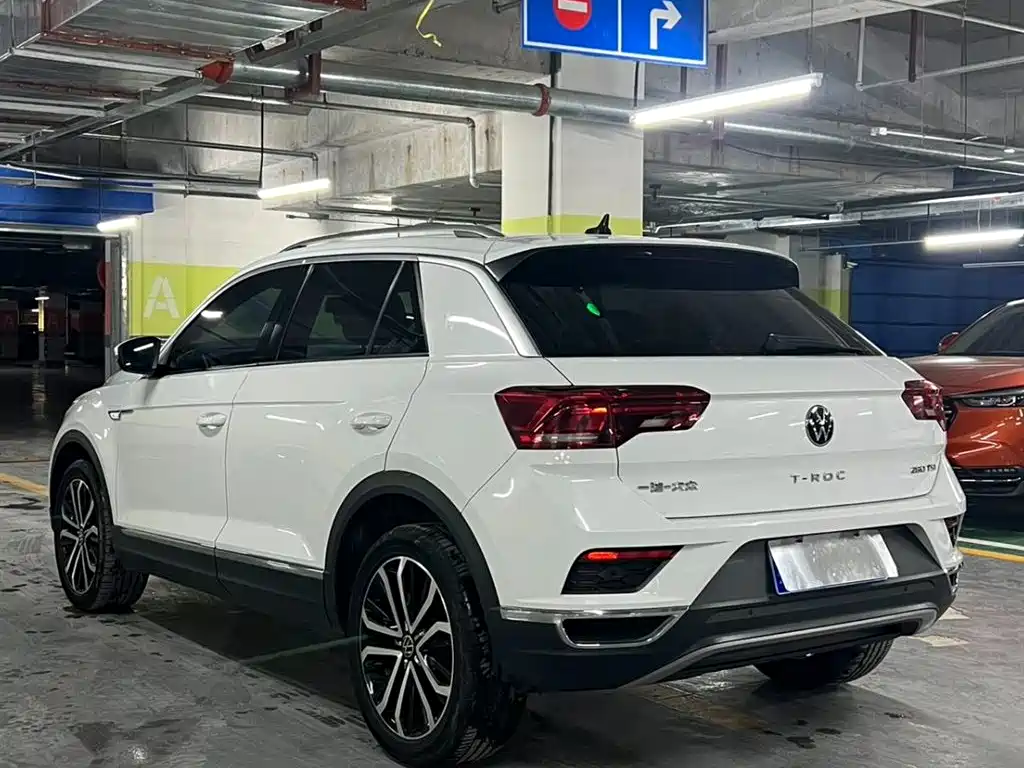 VOLKSWAGEN T ROC EXPLORING SONGS