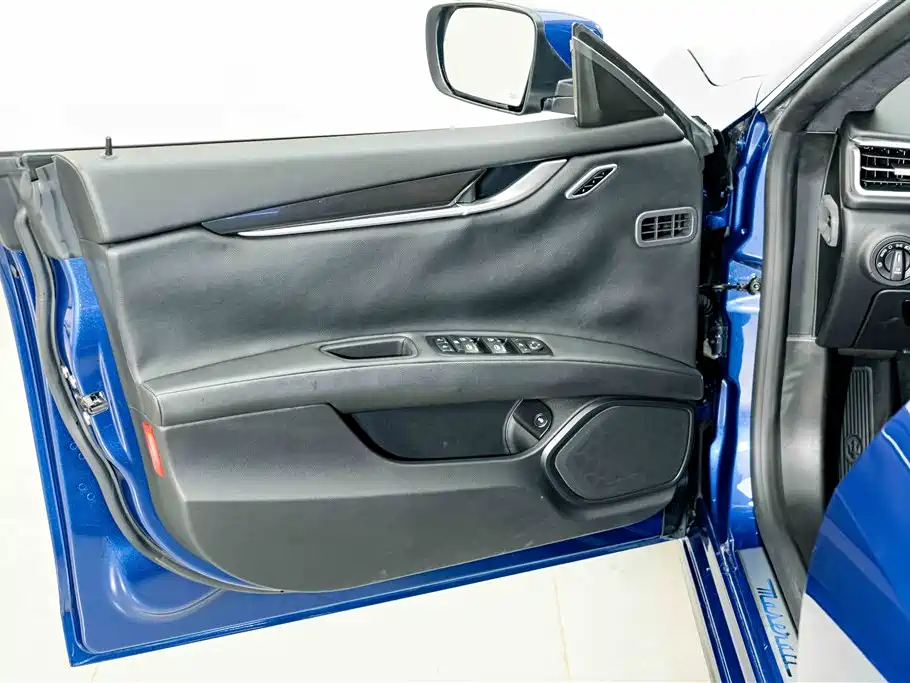 Maserati Ghibli — миниатюра 16