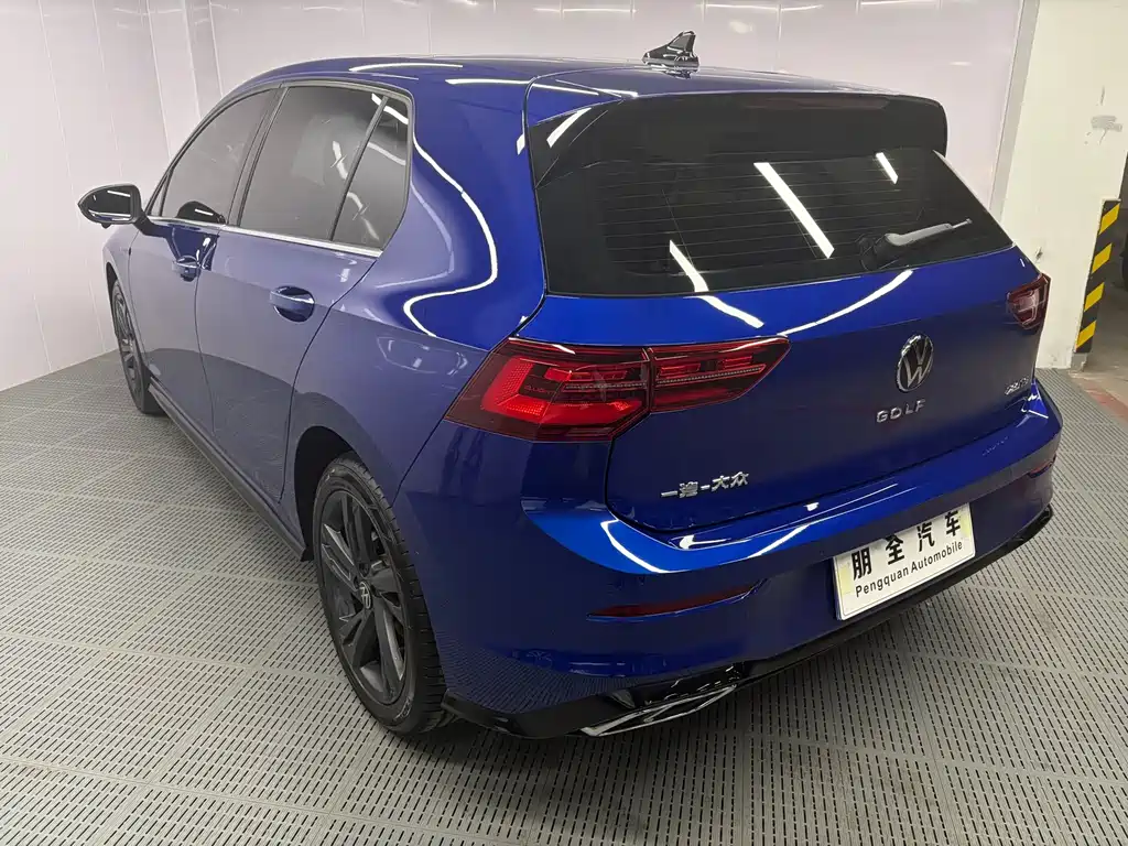 Volkswagen Golf — миниатюра 18