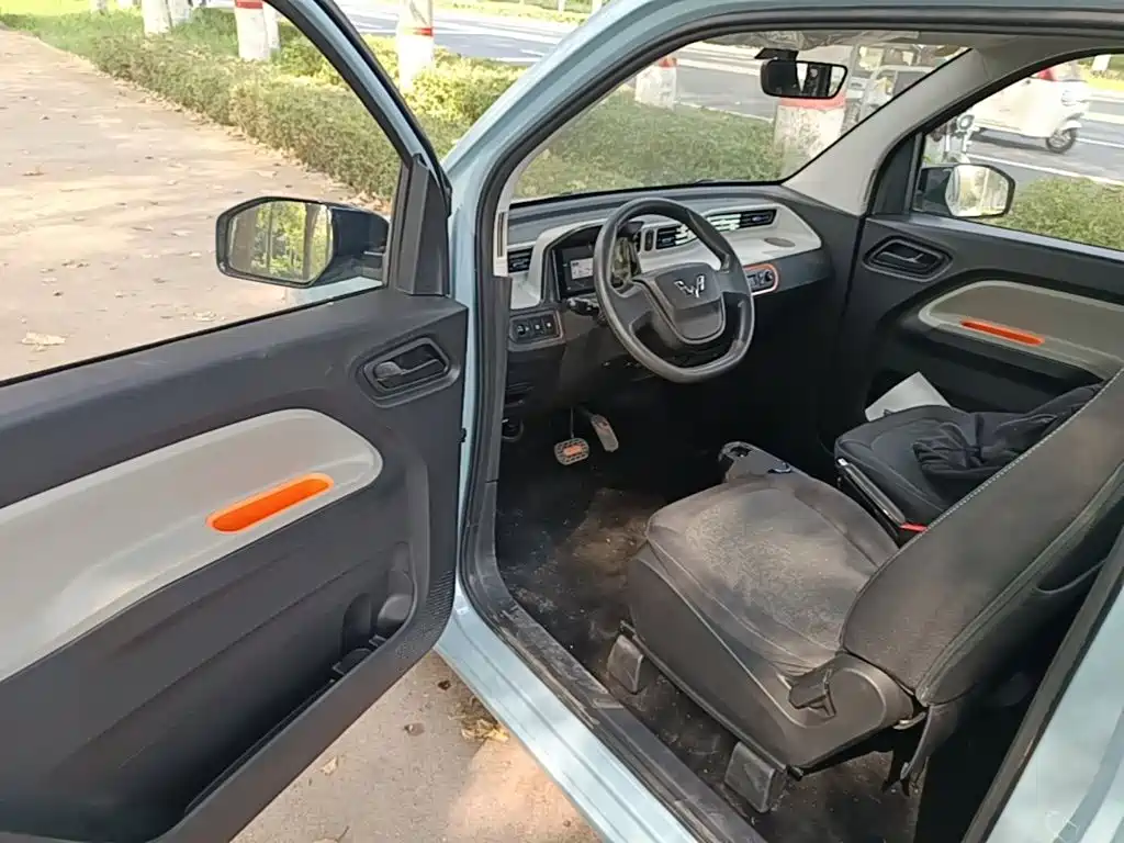 Wuling MINIEV — миниатюра 16