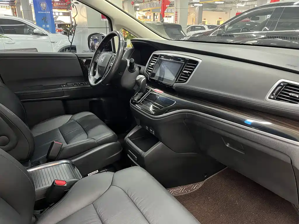 Honda Odyssey — миниатюра 16