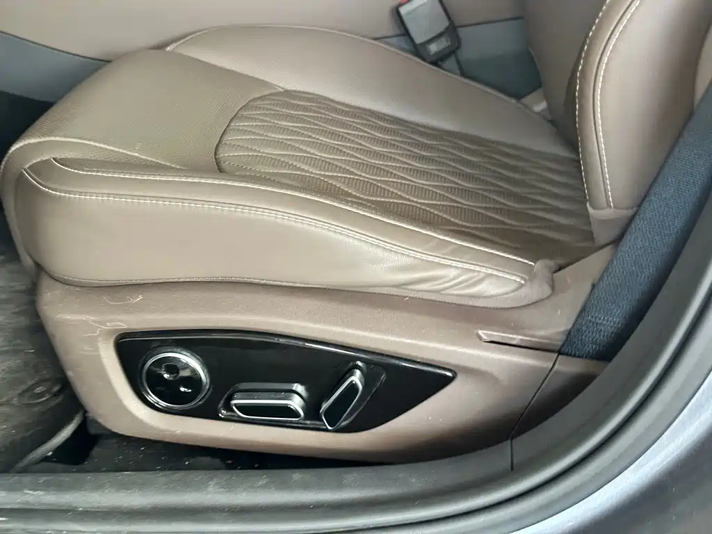 BYD Han — миниатюра 7