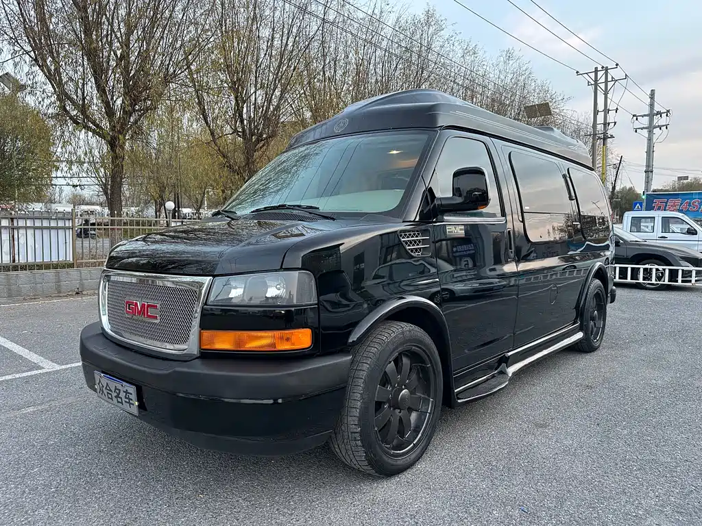 GMC Savana 2010