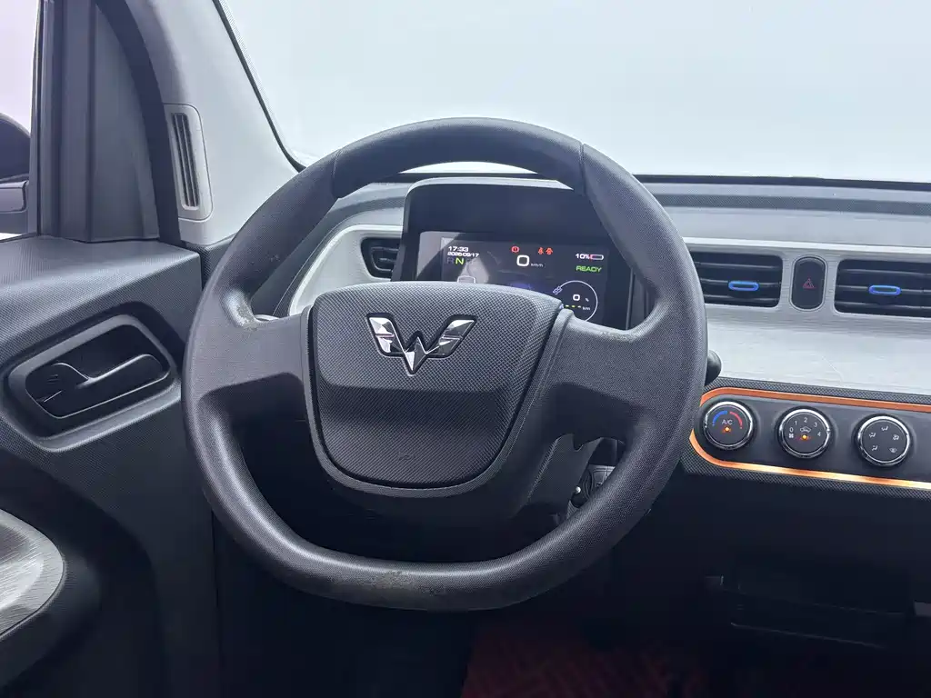 Wuling MINIEV — миниатюра 12