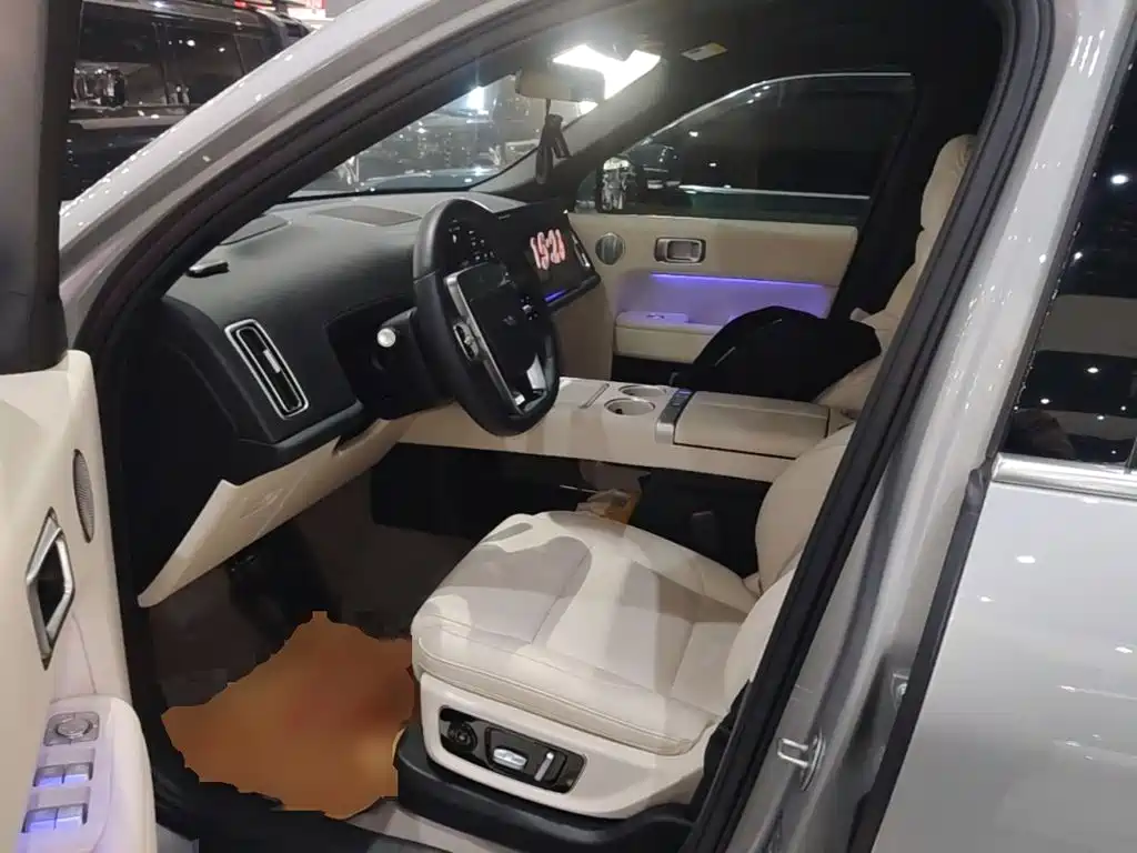 Li Auto Li L9 — миниатюра 15