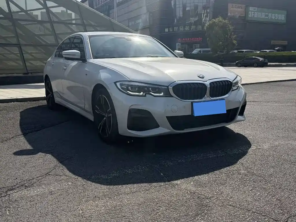 BMW 3 Series — миниатюра 3