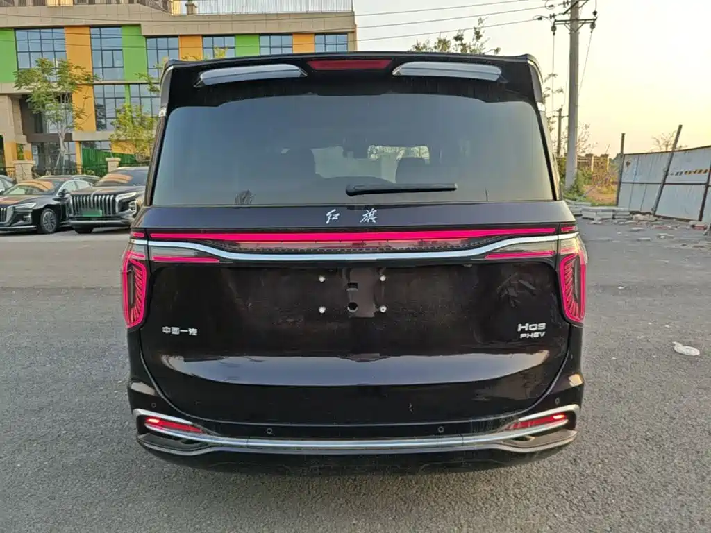 Hongqi Hongqi HQ9 PHEV — миниатюра 6