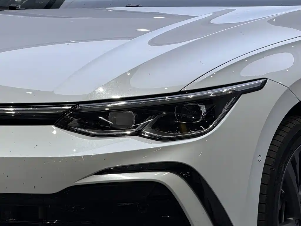 Volkswagen Golf — миниатюра 6