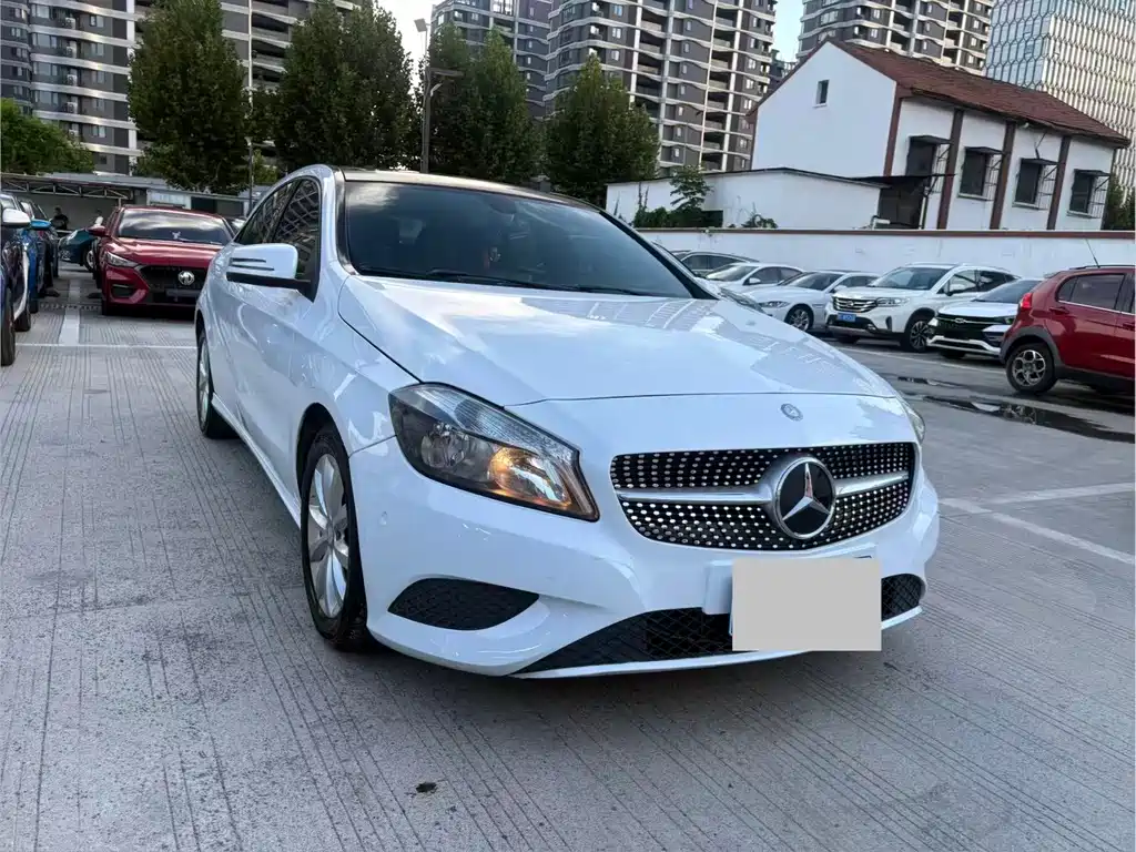 Mercedes-Benz A-Class (Import) — миниатюра 3
