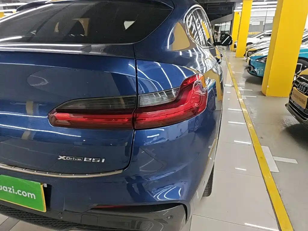 BMW X4 — миниатюра 8