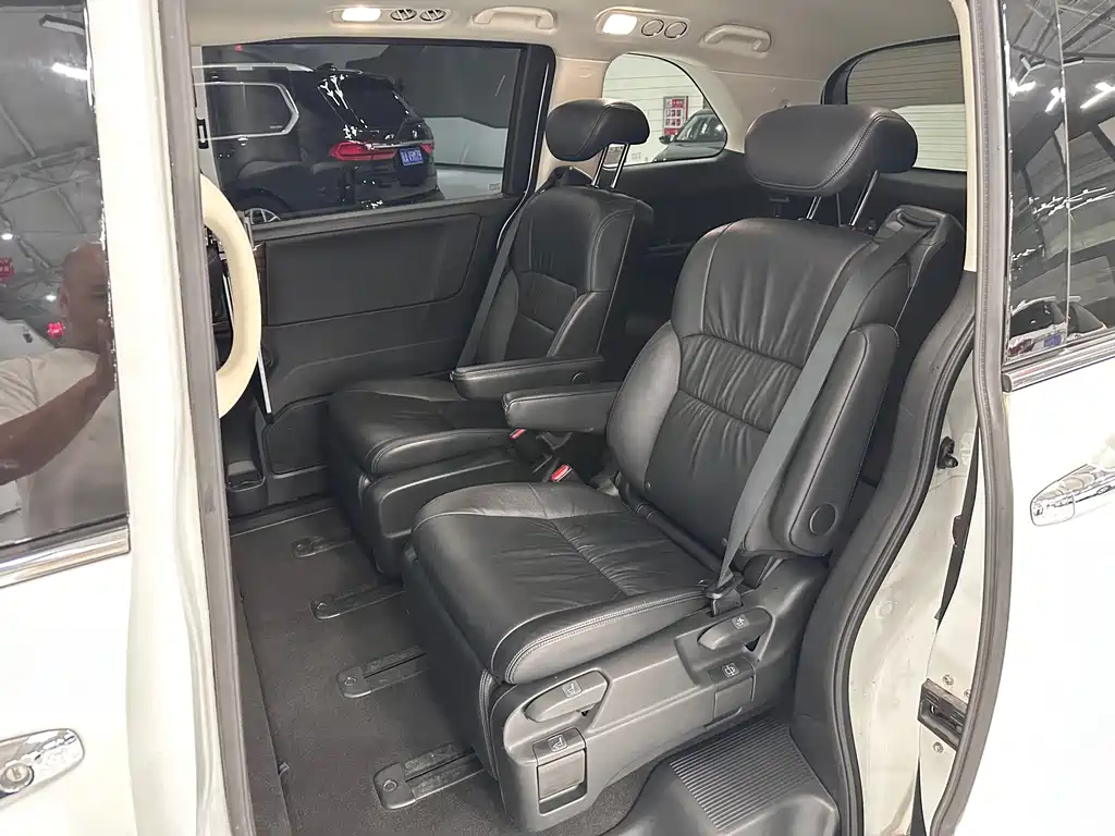 Honda Odyssey — миниатюра 7