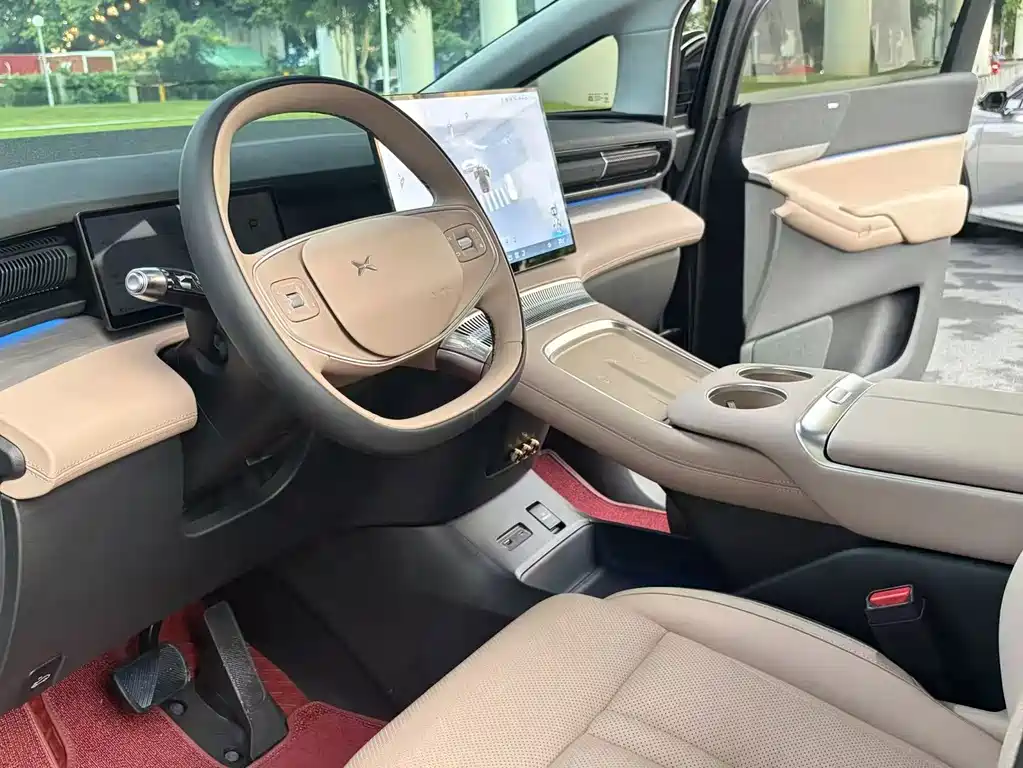 XPeng X9 — миниатюра 4