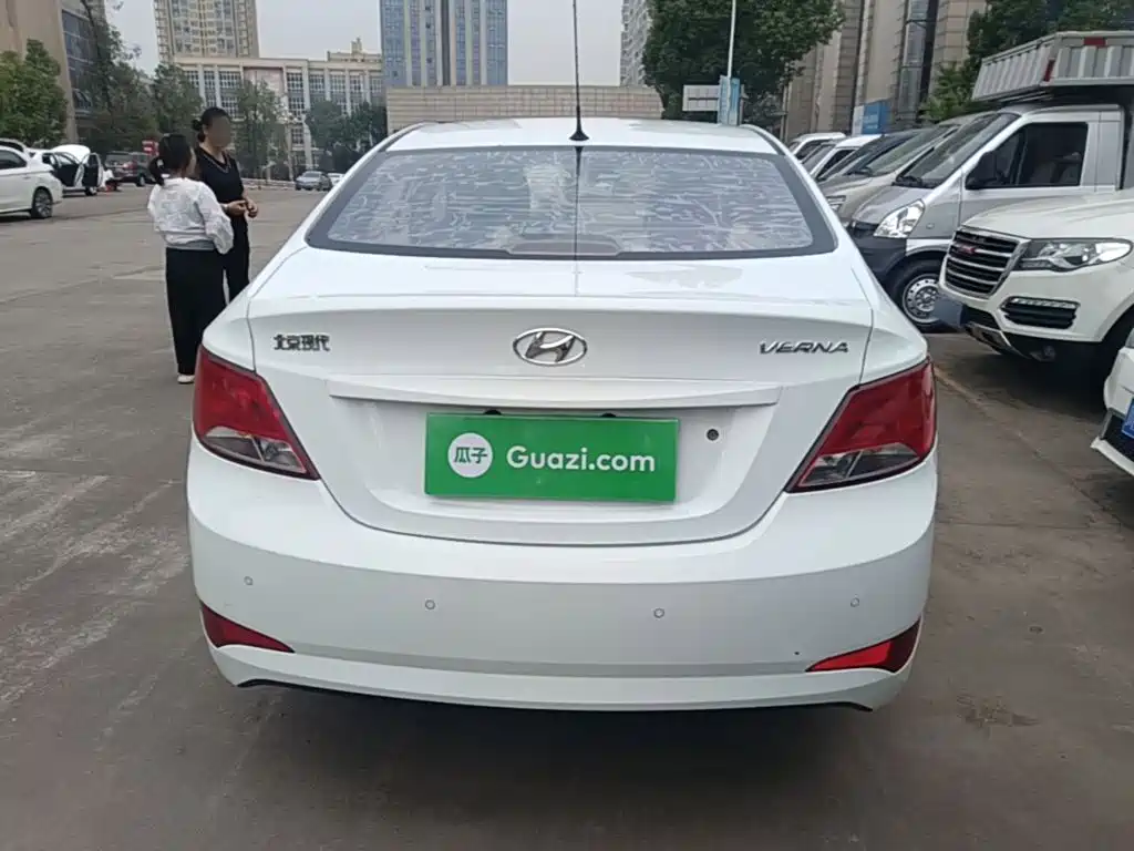 Hyundai Verna — миниатюра 6