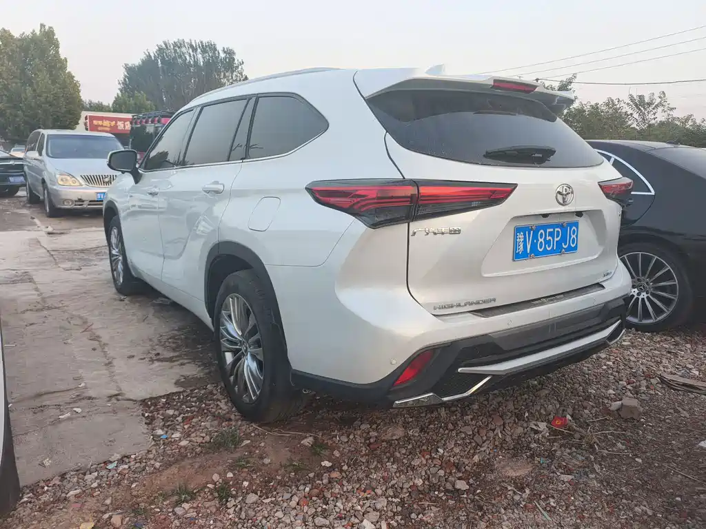 Toyota Highlander — миниатюра 8