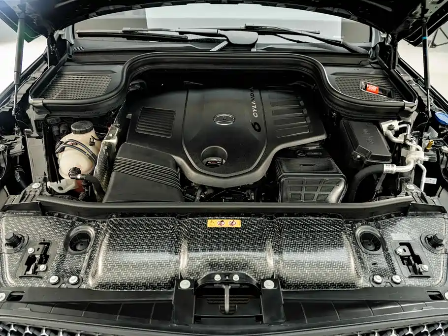 Mercedes-Benz GLE (Import) — миниатюра 26