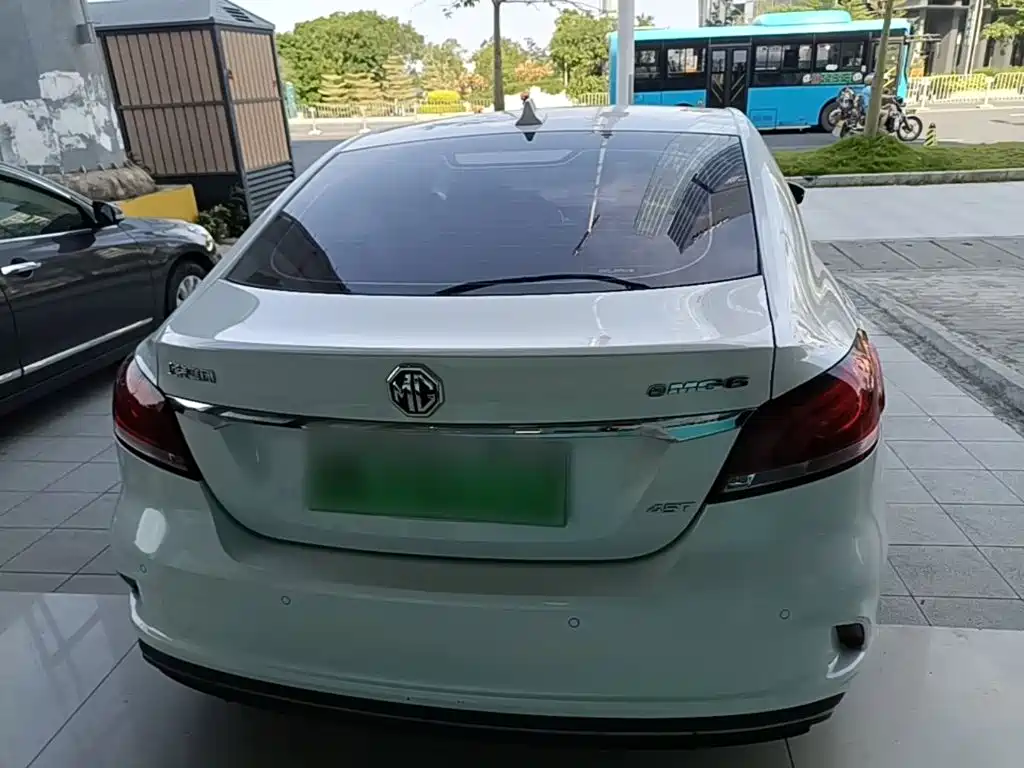 MG 6 New Energy — миниатюра 6