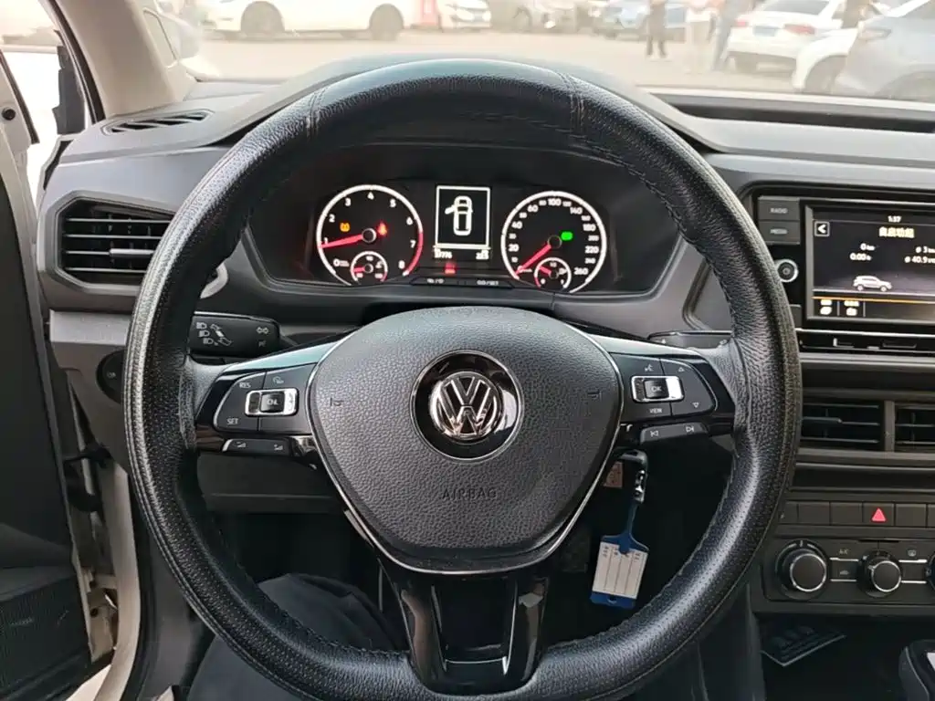 Volkswagen T-Cross — миниатюра 11