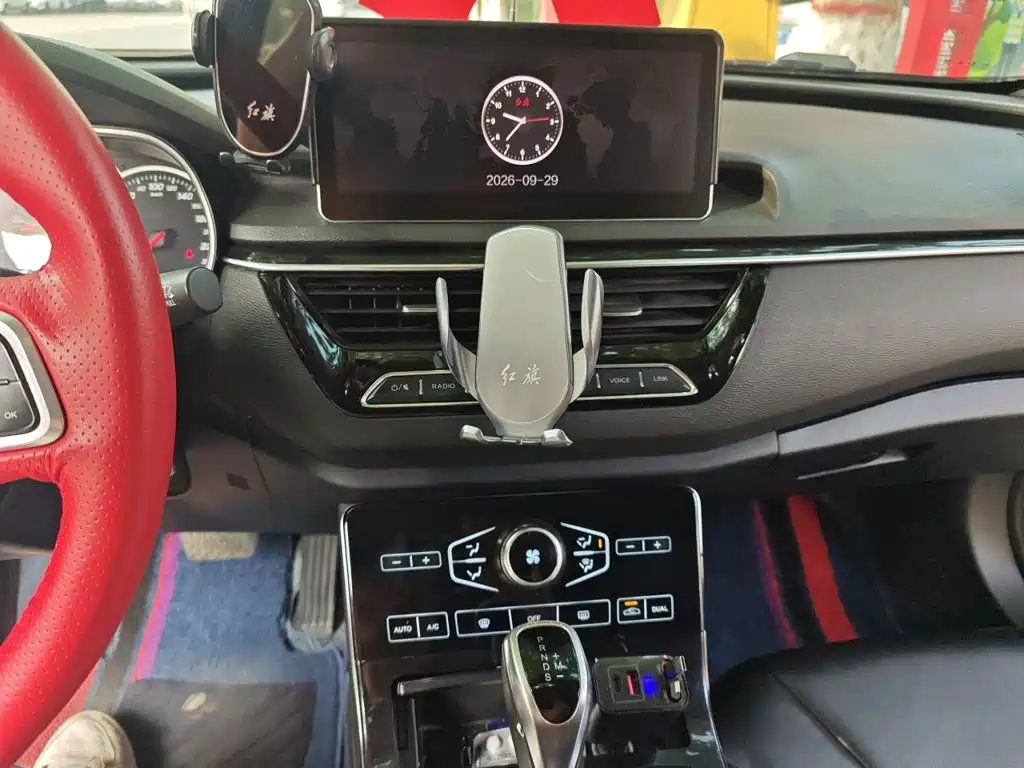 Hongqi Hongqi H5 — миниатюра 9