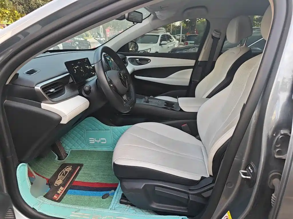 BYD Seal 05 DM-i — миниатюра 15