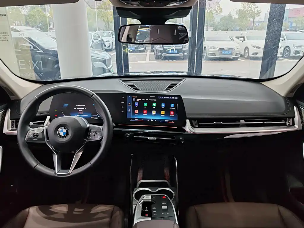 BMW X1 2024 sDrive25Li X