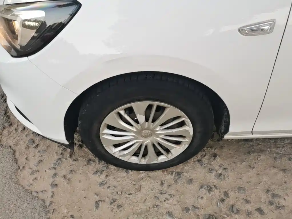 Buick Excelle — миниатюра 23