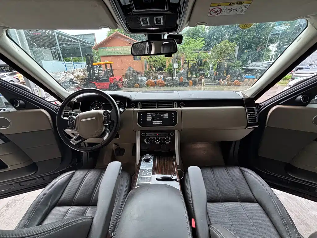Land Rover Range Rover — миниатюра 10