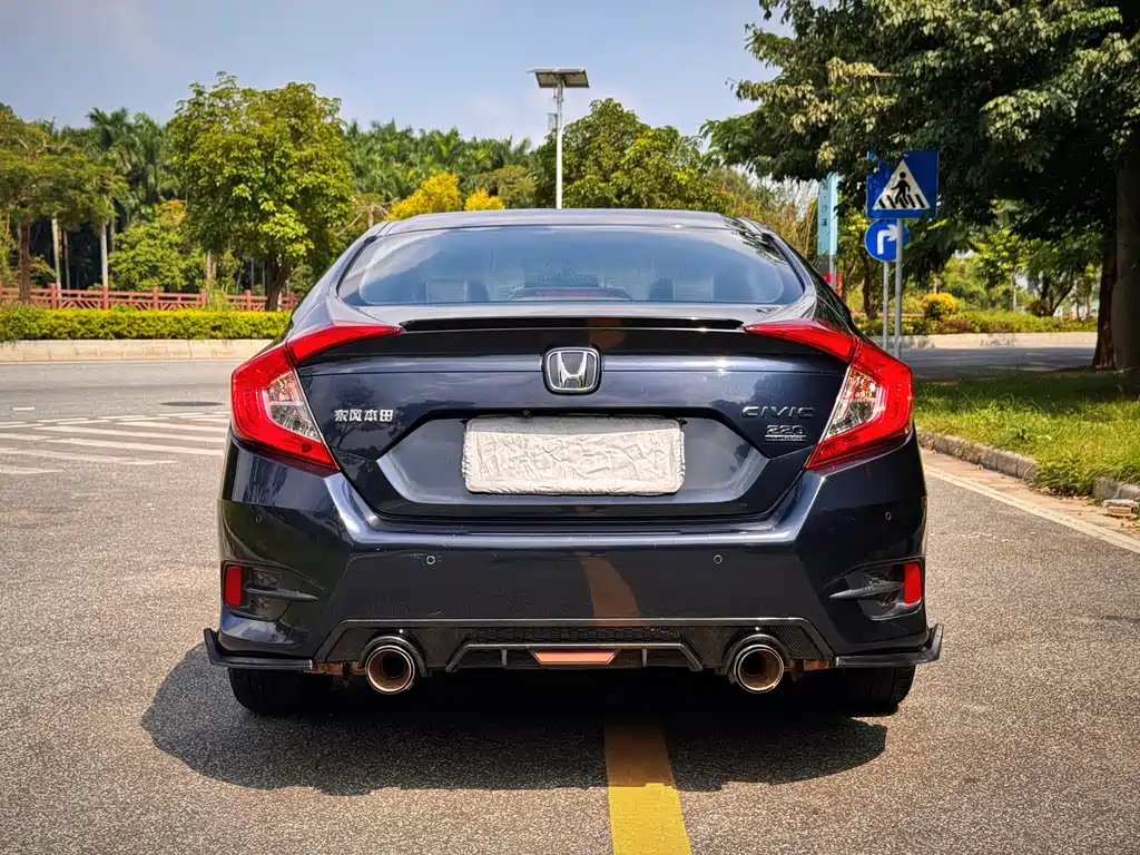 Honda Civic — миниатюра 18
