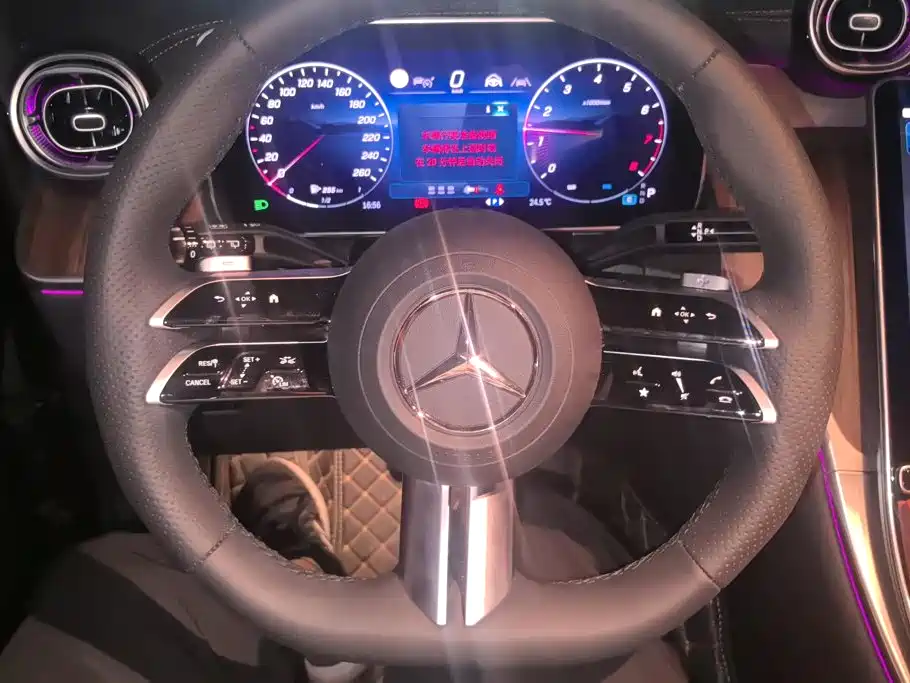 Mercedes-Benz GLC — миниатюра 15