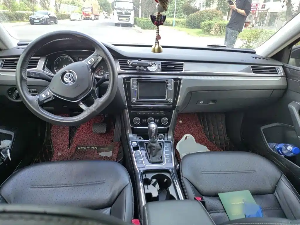 Volkswagen Passat — миниатюра 13