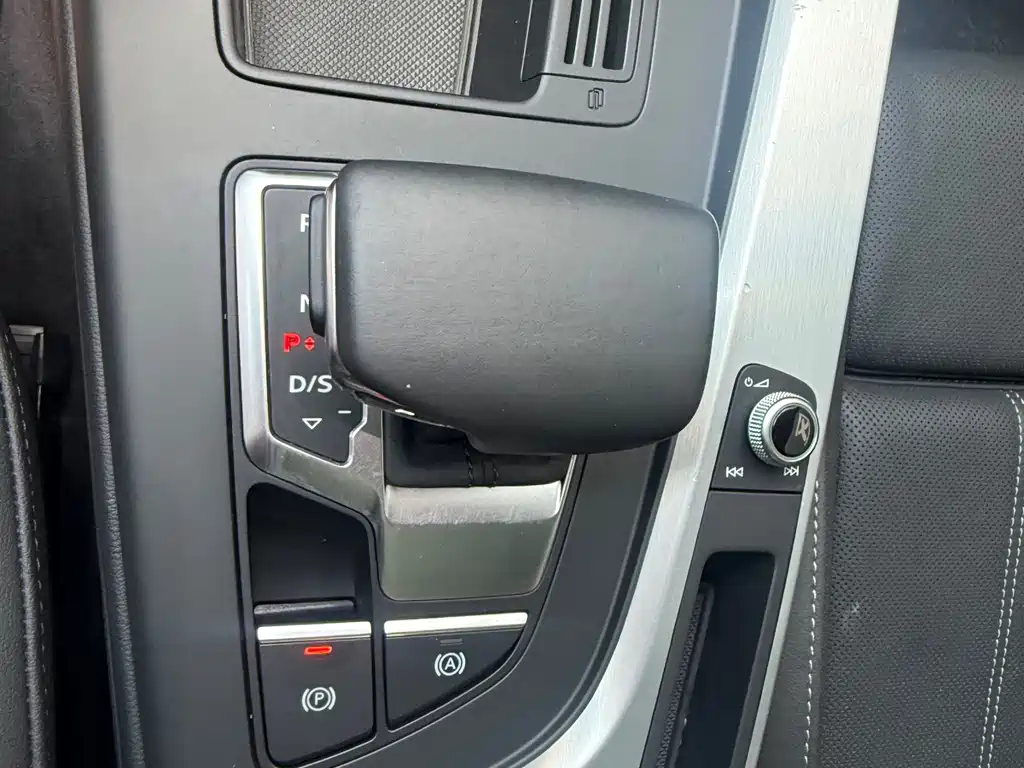 Audi A4L — миниатюра 26