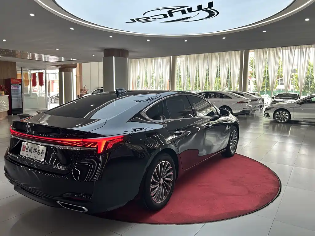 Buick LaCrosse — миниатюра 5