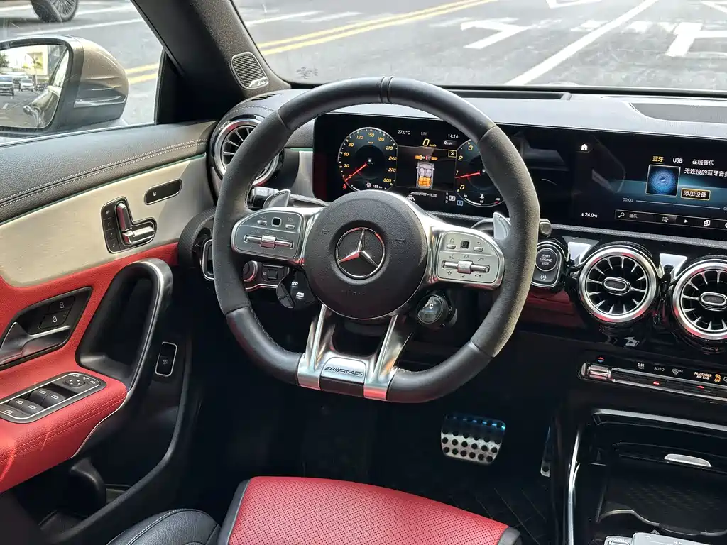 MERCEDES-BENZ CLA AMG