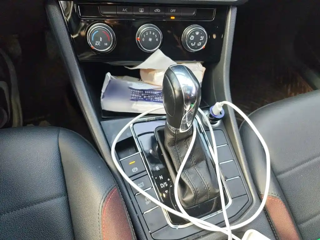 Volkswagen Bora — миниатюра 7