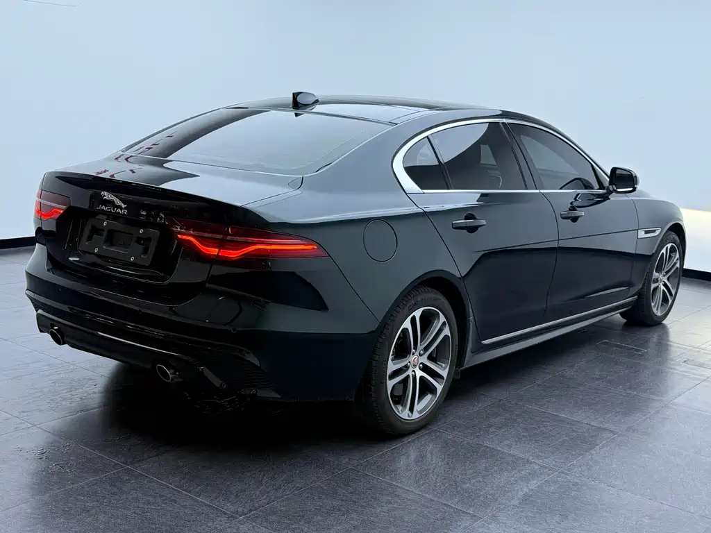 Jaguar XEL — миниатюра 14