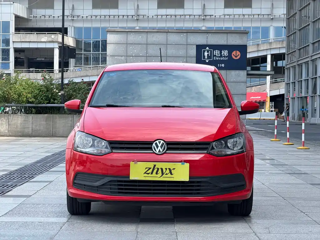 Volkswagen Polo — миниатюра 2
