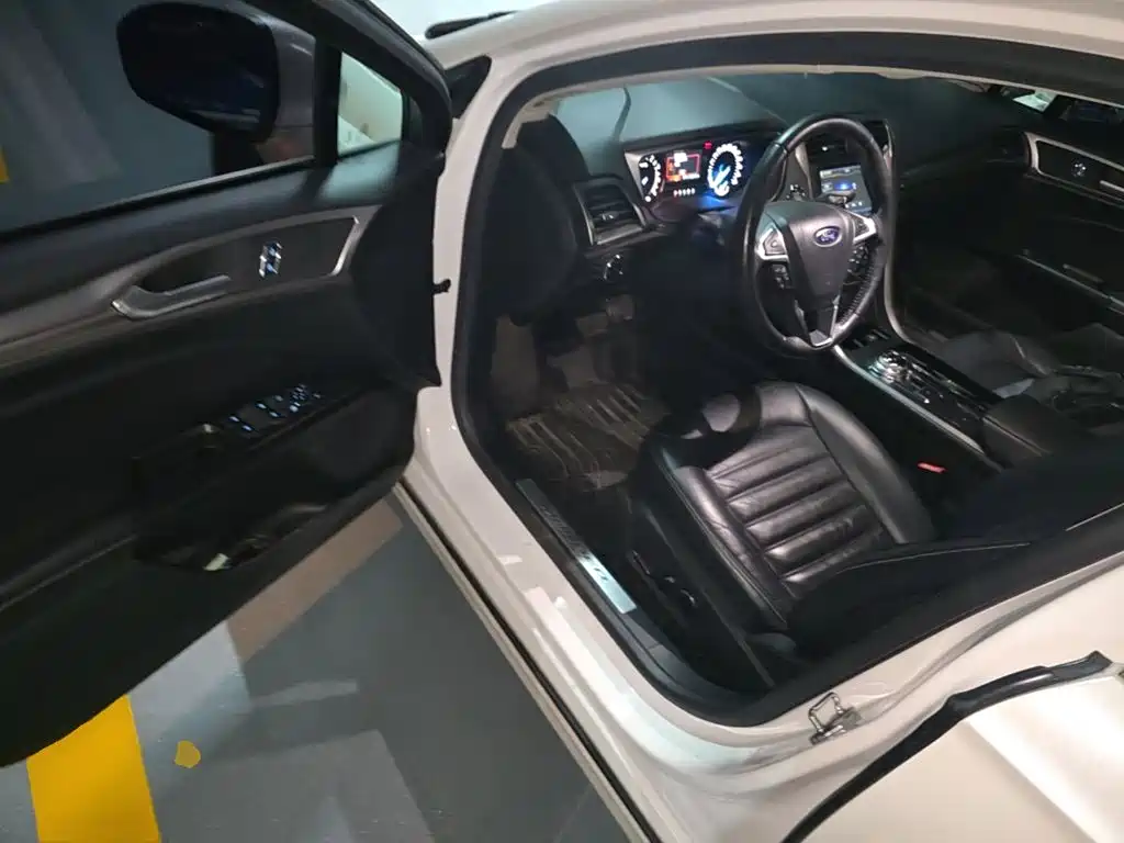 Ford Mondeo — миниатюра 16