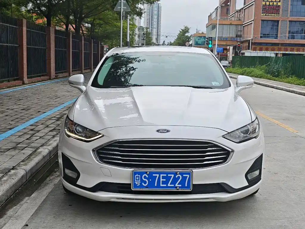 Ford Mondeo — миниатюра 2