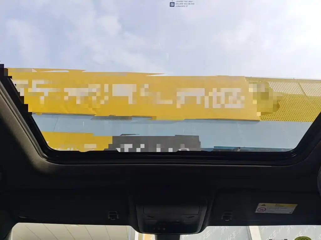 Cadillac XT4 — миниатюра 18