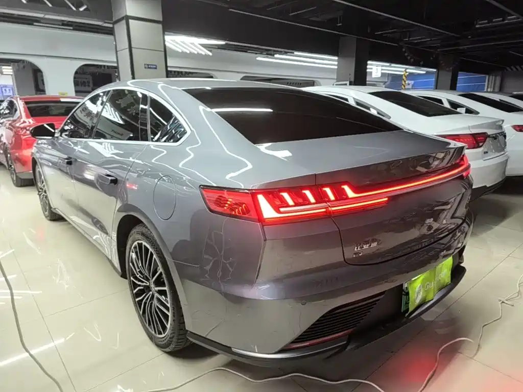 BYD Han — миниатюра 5